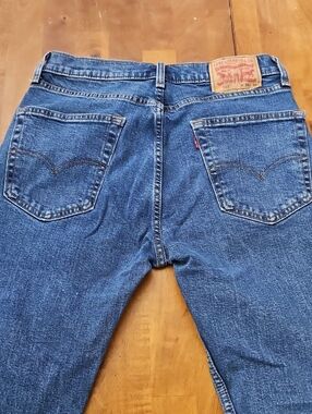 Levi's Straight Leg Men's Jeans in Medium Blue 30×30